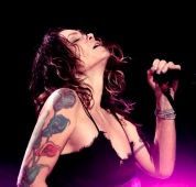 Beth hart us singer